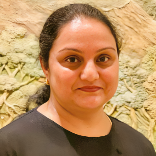 Dr Nidhi Chauhan